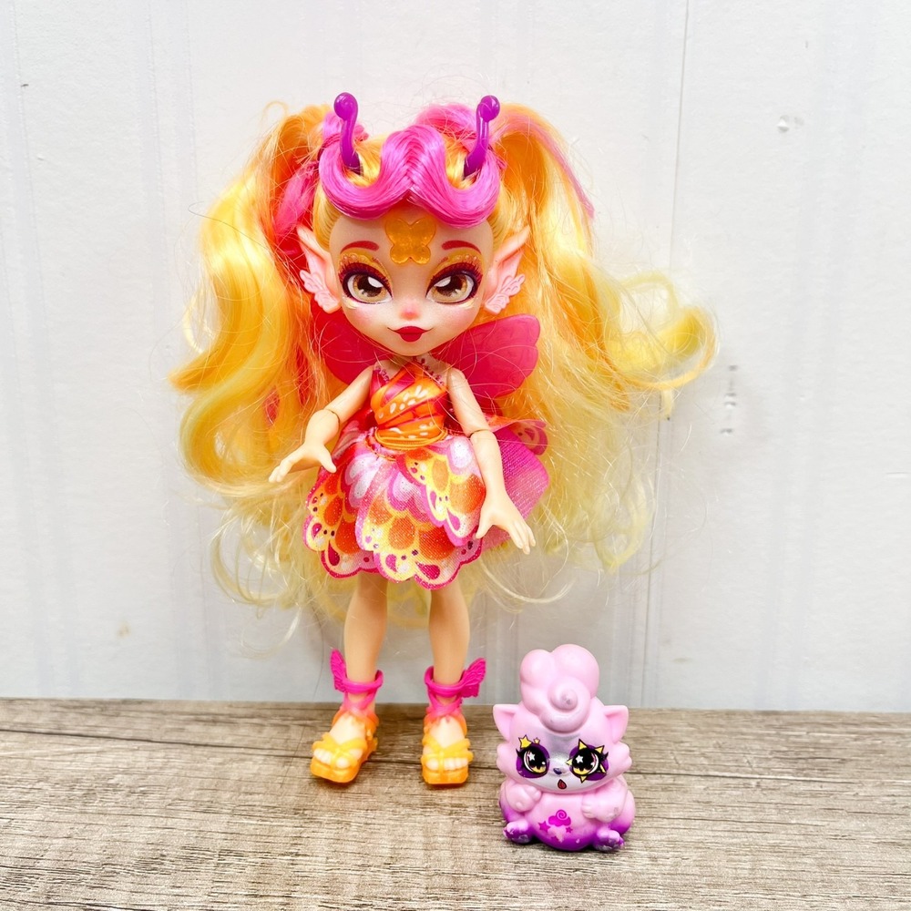 Magic Mixies Pixlings Flitta the Butterfly Magic Potion Reveal Doll